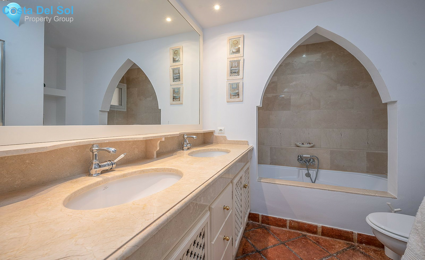 Ground Floor Apartment in Miraflores-1365028