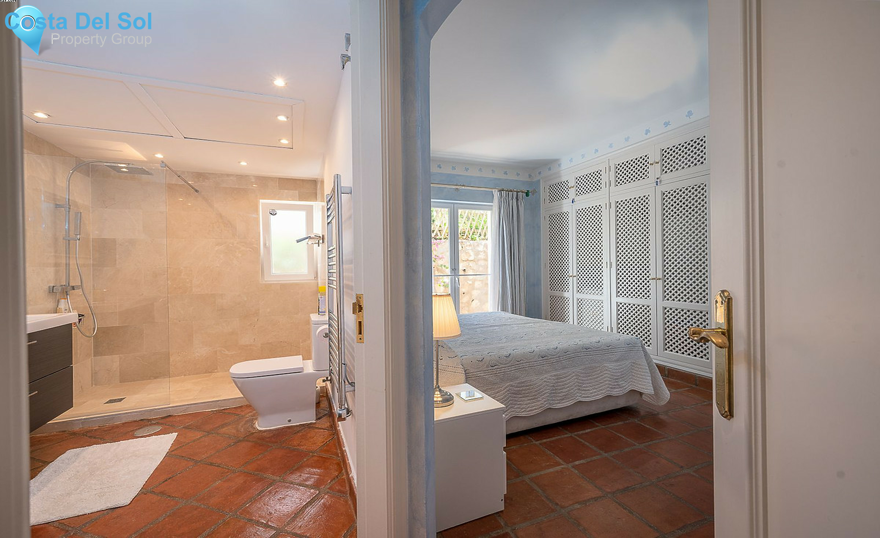 Ground Floor Apartment in Miraflores-1365029