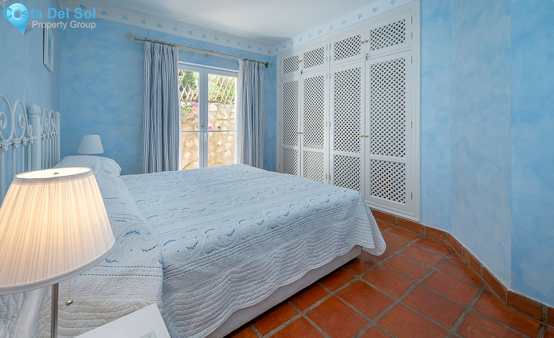 Ground Floor Apartment in Miraflores-1365030