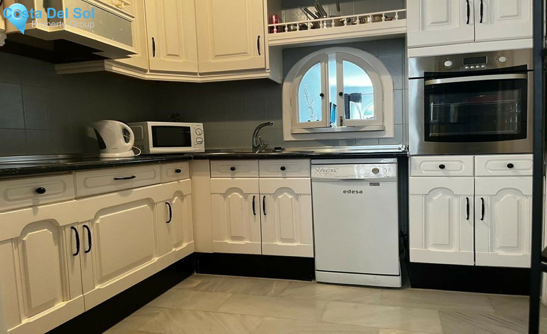 Ground Floor Apartment in Miraflores-1459380