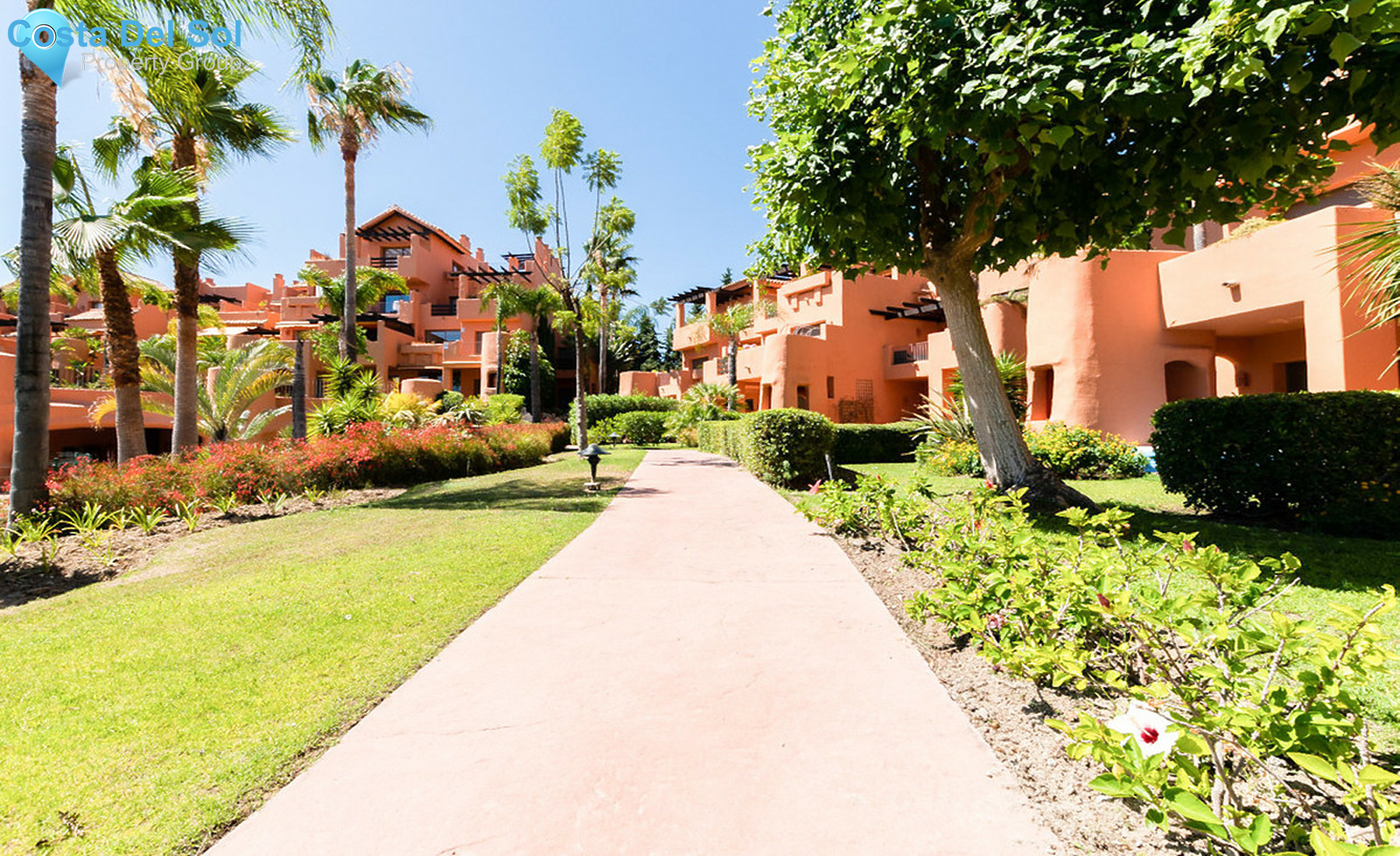 Ground Floor Apartment in New Golden Mile-1242548