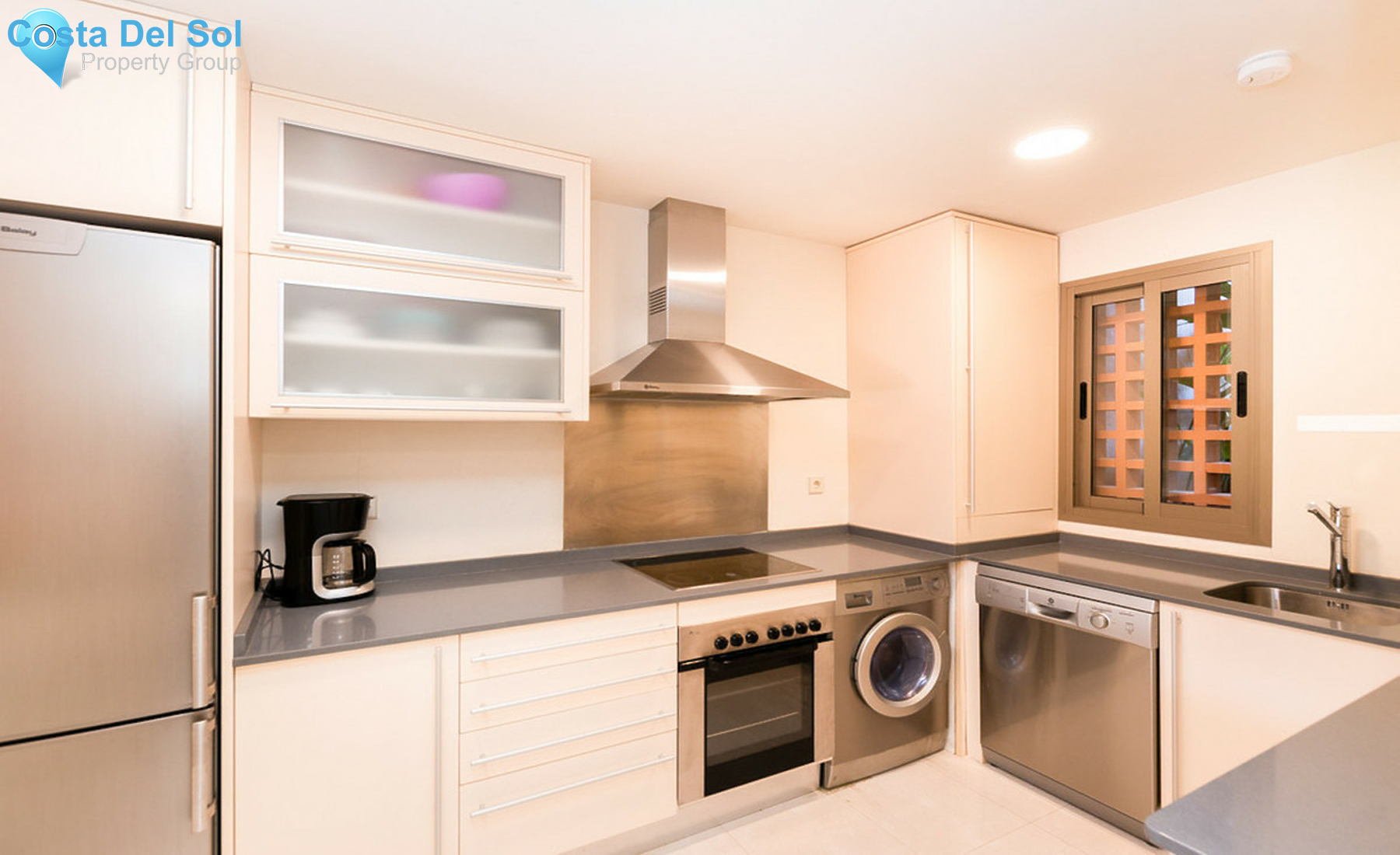 Ground Floor Apartment in New Golden Mile-1242533