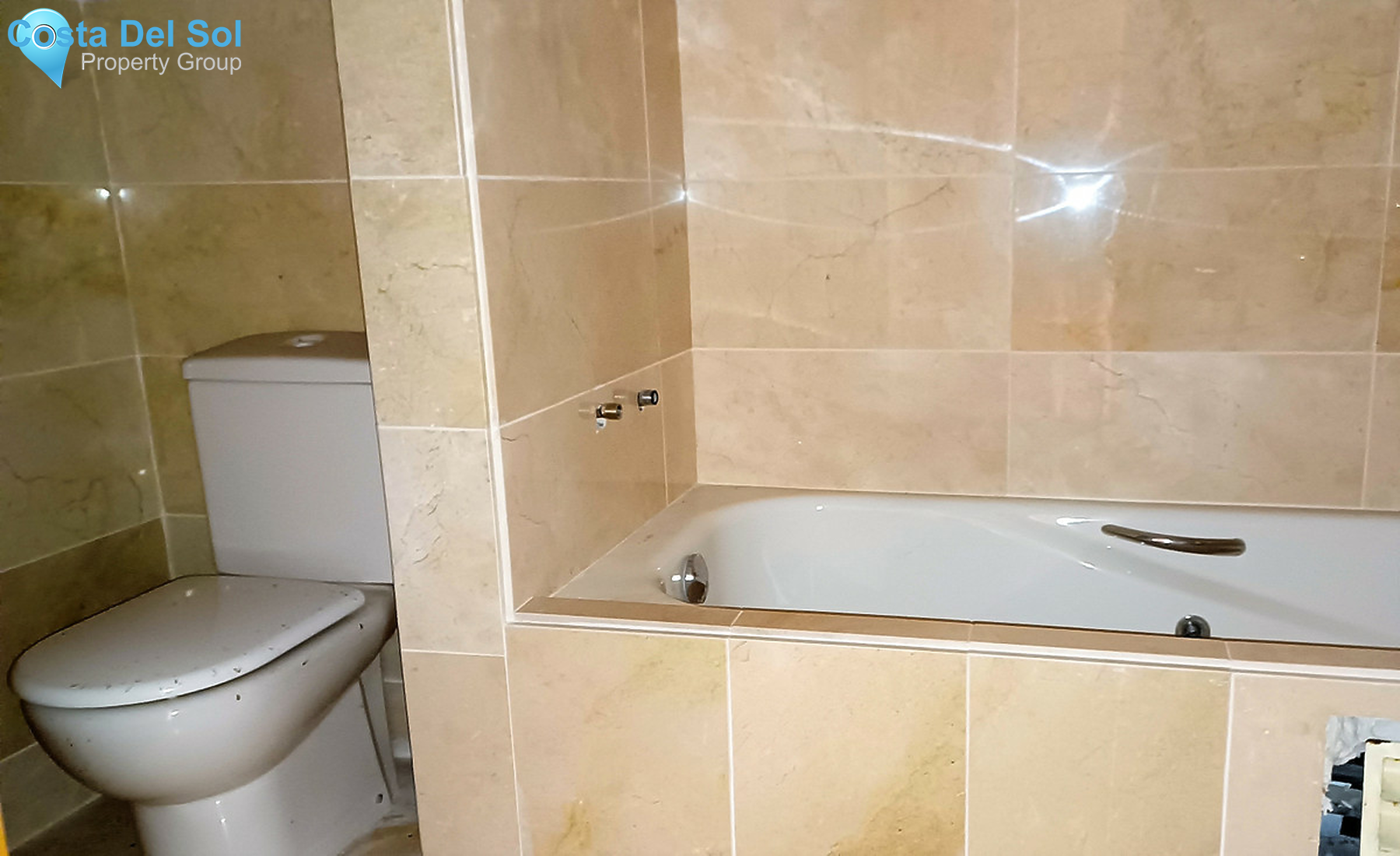 Ground Floor Apartment in New Golden Mile-1286992