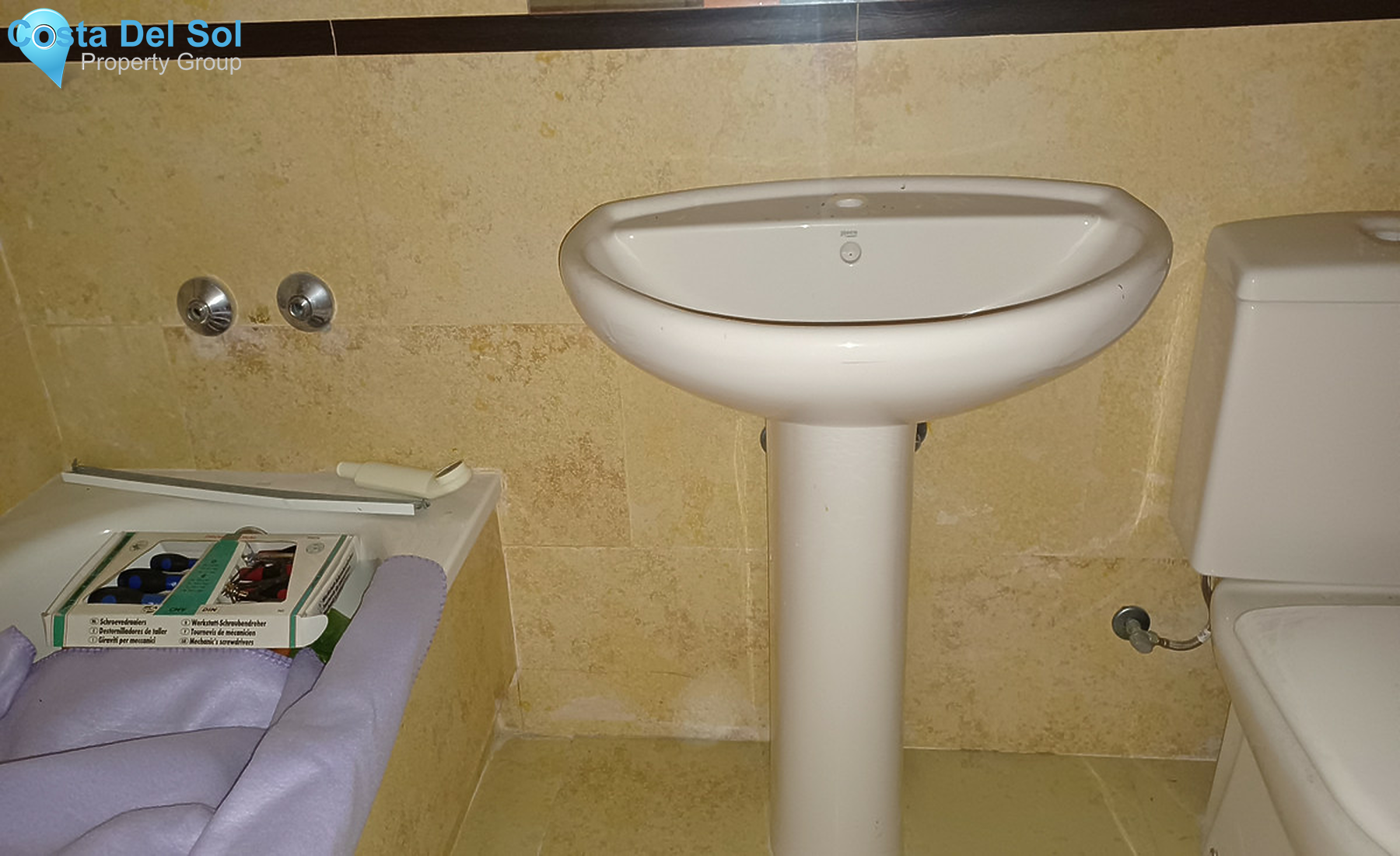 Ground Floor Apartment in New Golden Mile-1287000