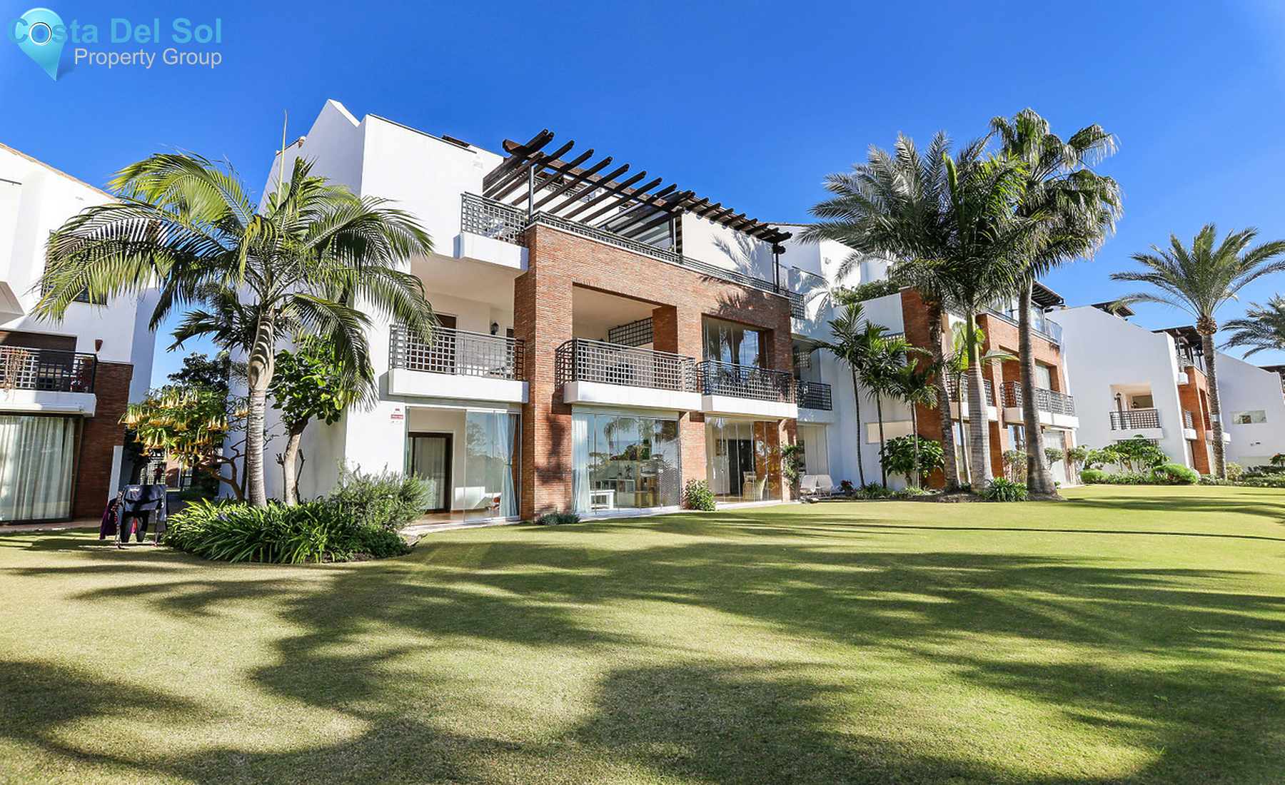 Ground Floor Apartment in New Golden Mile-1311809