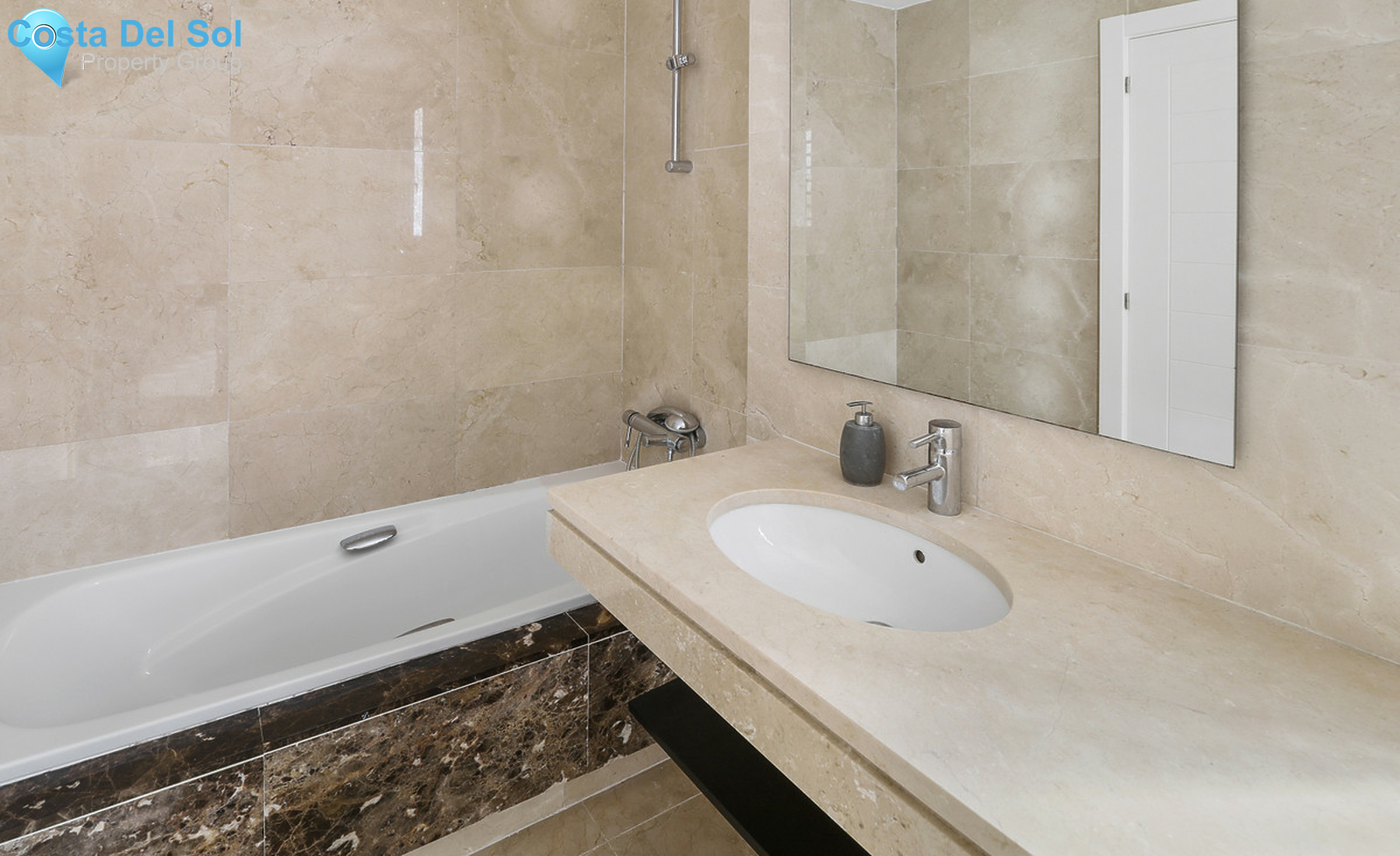 Ground Floor Apartment in New Golden Mile-1311825