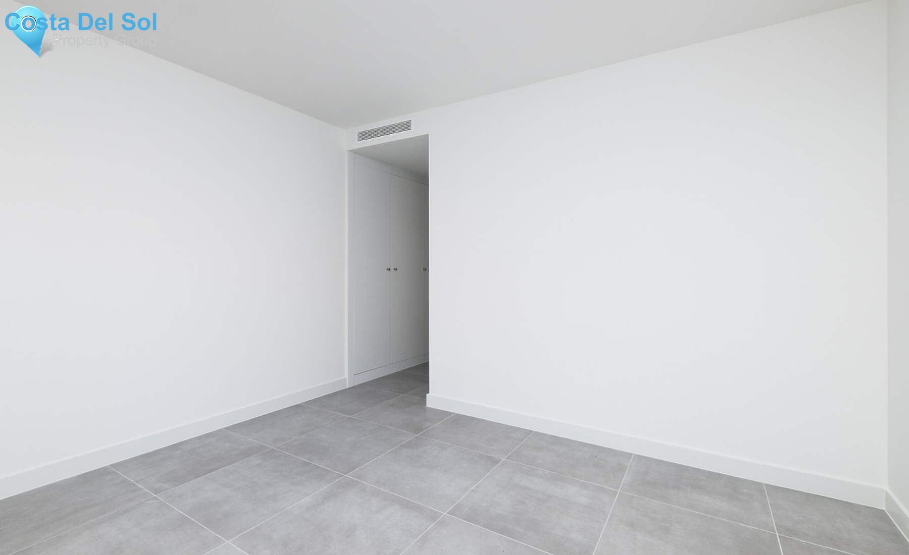 Ground Floor Apartment in New Golden Mile-1313164