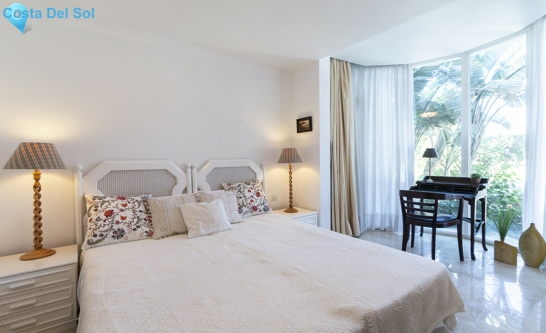 Ground Floor Apartment in New Golden Mile-1339540