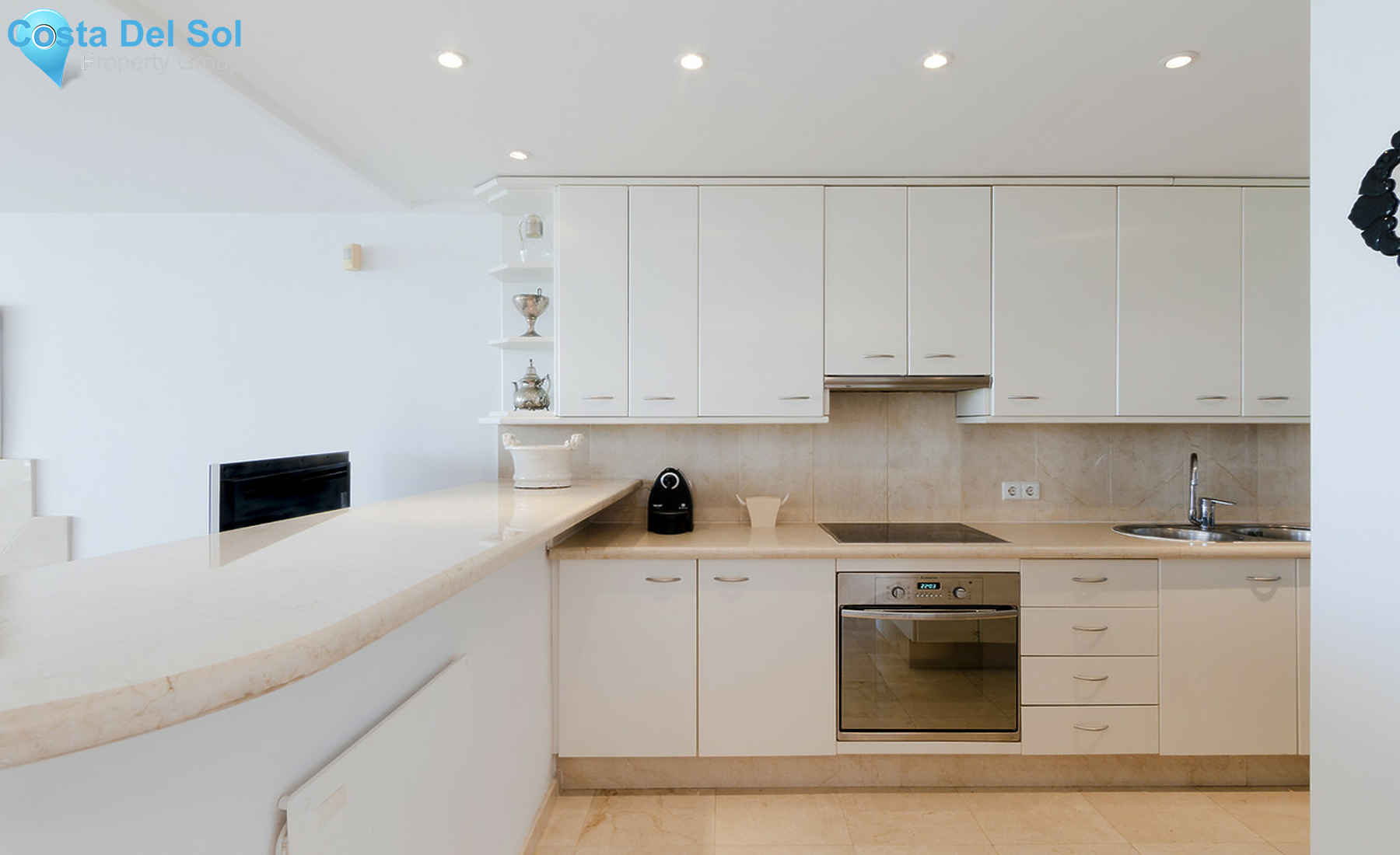 Ground Floor Apartment in New Golden Mile-1339538