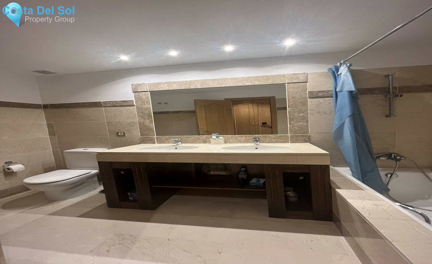 Ground Floor Apartment in New Golden Mile-1506878