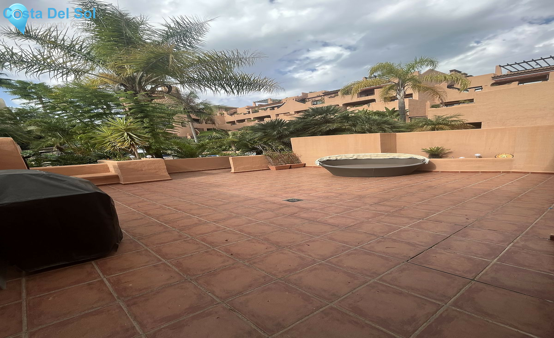 Ground Floor Apartment in New Golden Mile-1506886