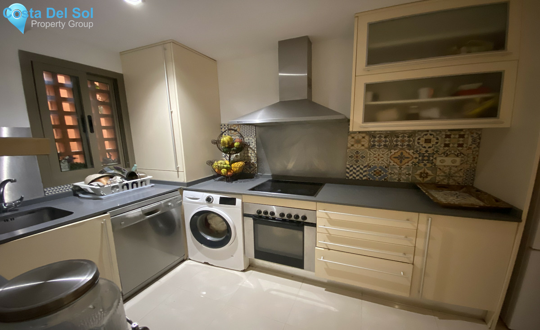 Ground Floor Apartment in New Golden Mile-1539727