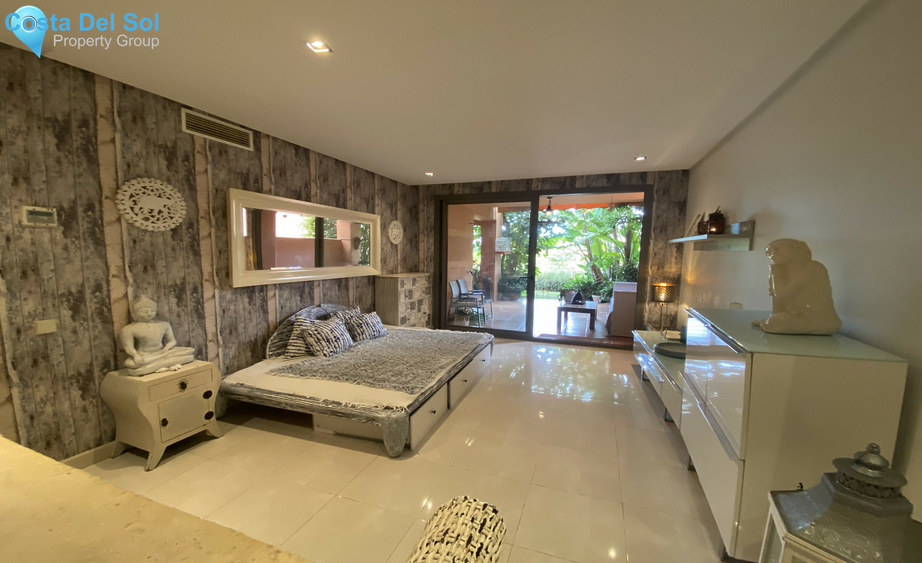 Ground Floor Apartment in New Golden Mile-1539720