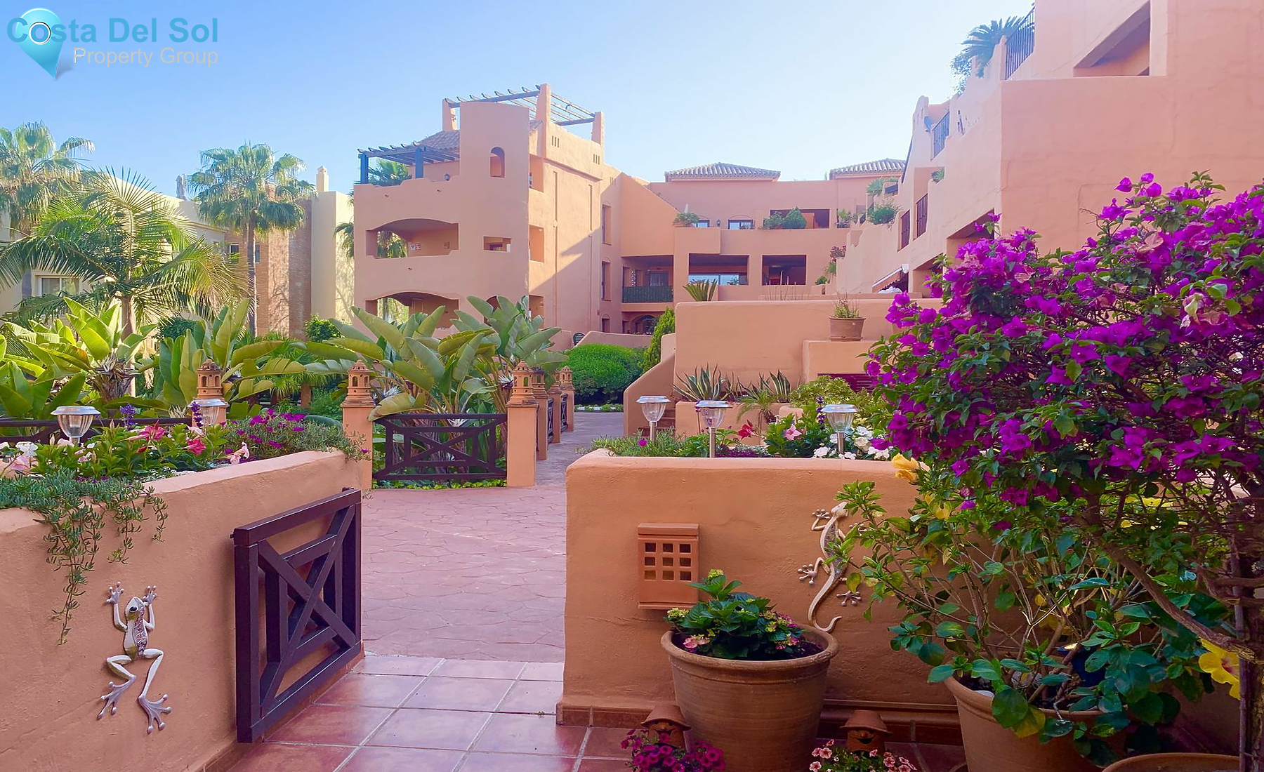 Ground Floor Apartment in New Golden Mile-1136338