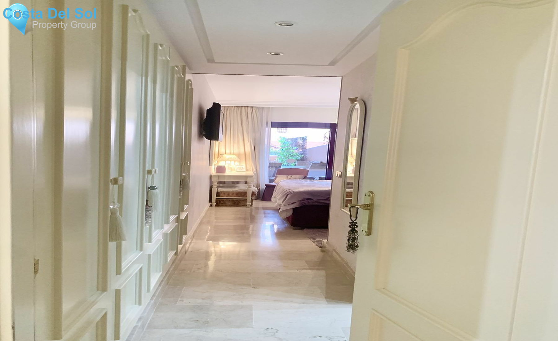 Ground Floor Apartment in New Golden Mile-1136347