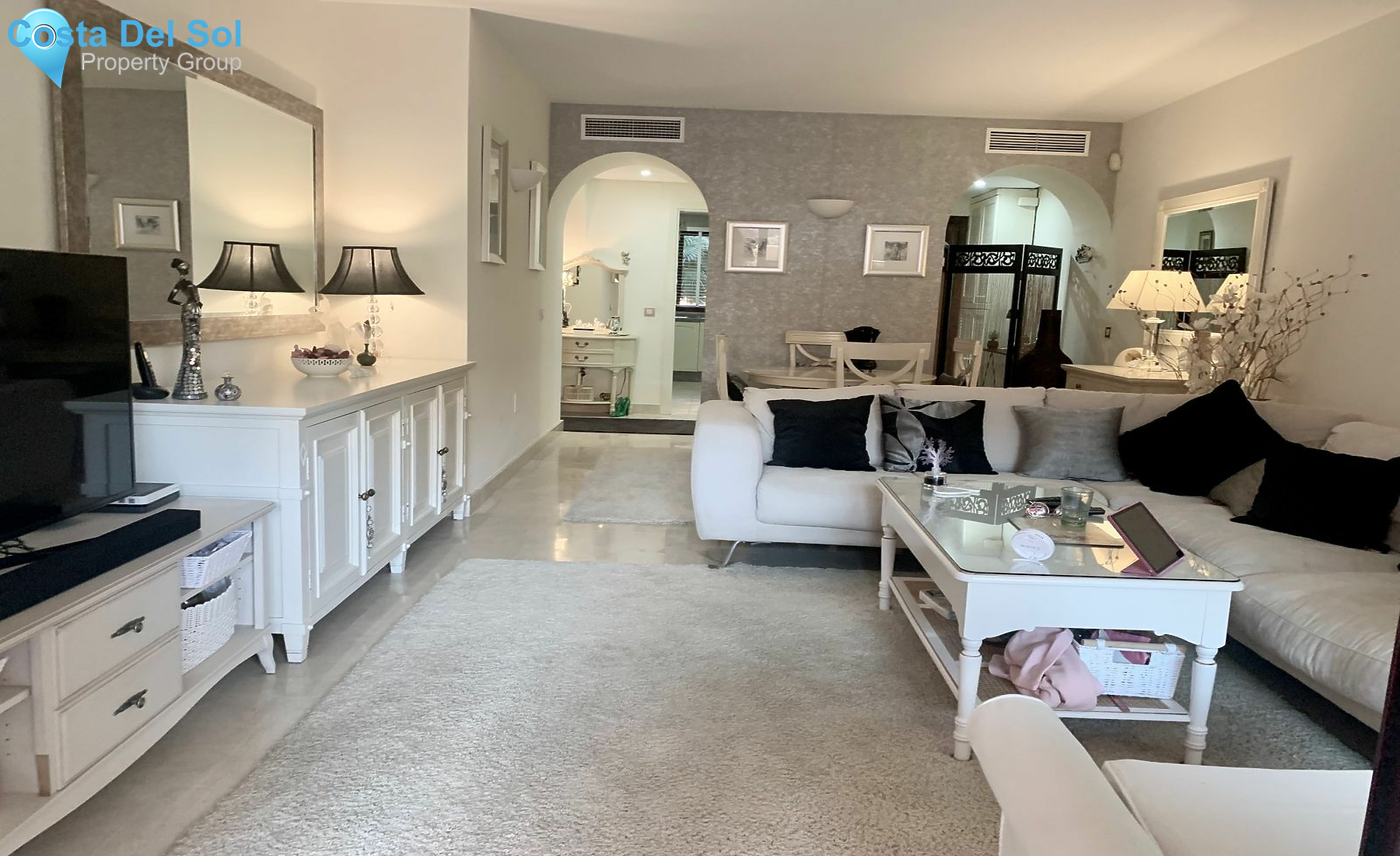 Ground Floor Apartment in New Golden Mile-1136339