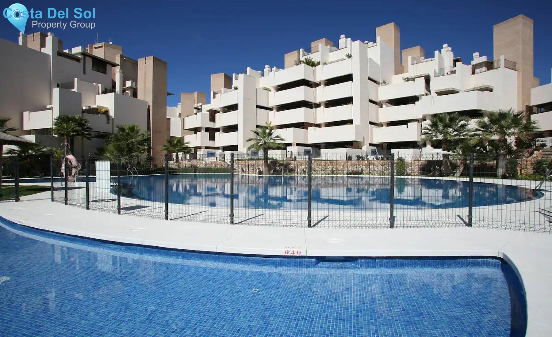 Ground Floor Apartment in New Golden Mile-1139314