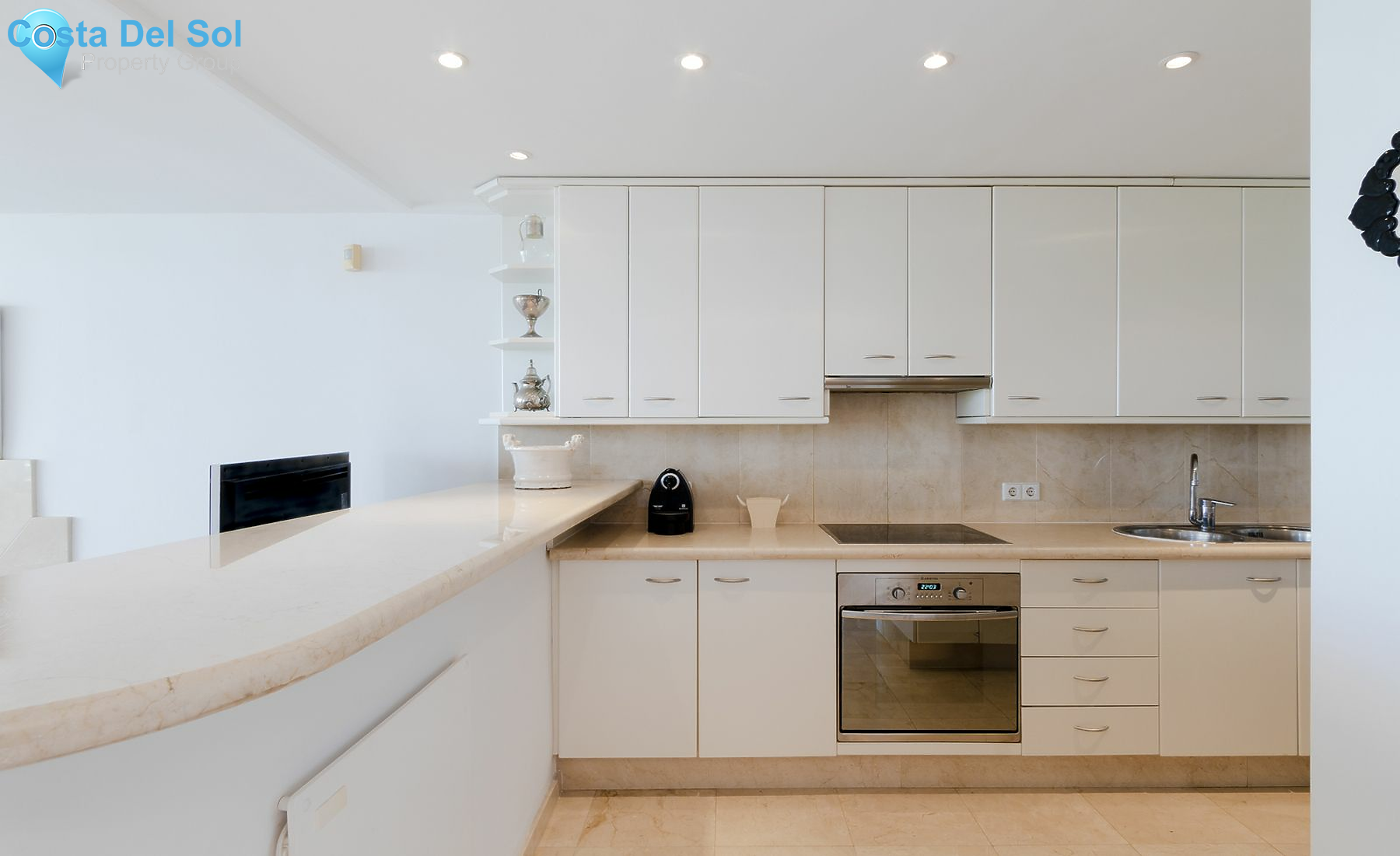 Ground Floor Apartment in New Golden Mile-1143521