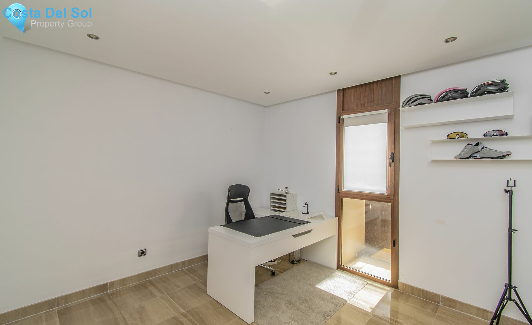 Ground Floor Apartment in New Golden Mile-1193067