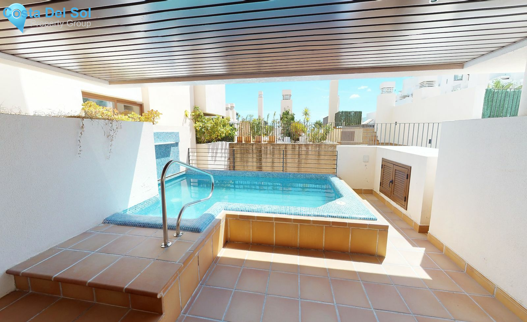 Ground Floor Apartment in New Golden Mile-1212912