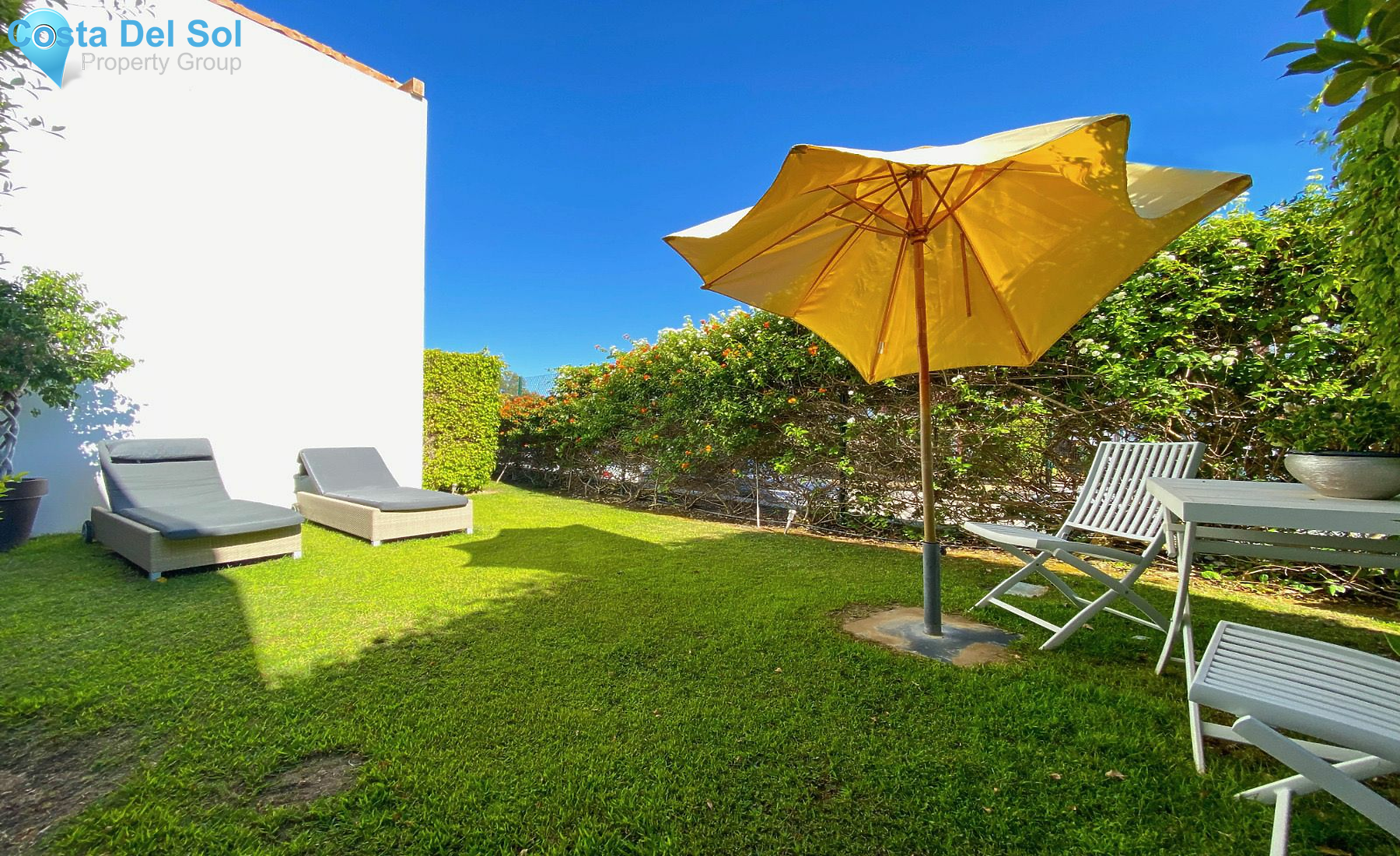 Ground Floor Apartment in New Golden Mile-1430889