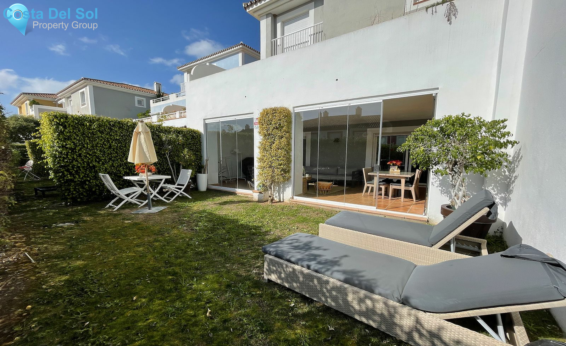 Ground Floor Apartment in New Golden Mile-1430891