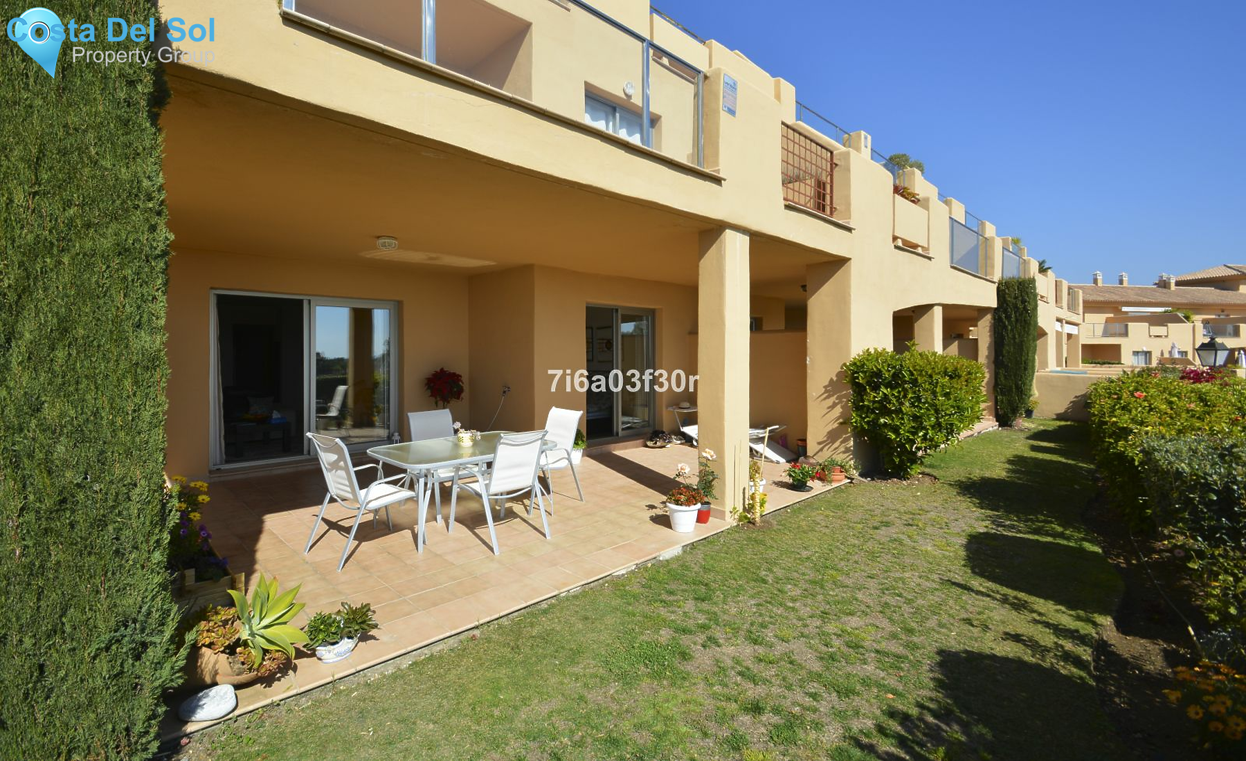 Ground Floor Apartment in Estepona-1516060