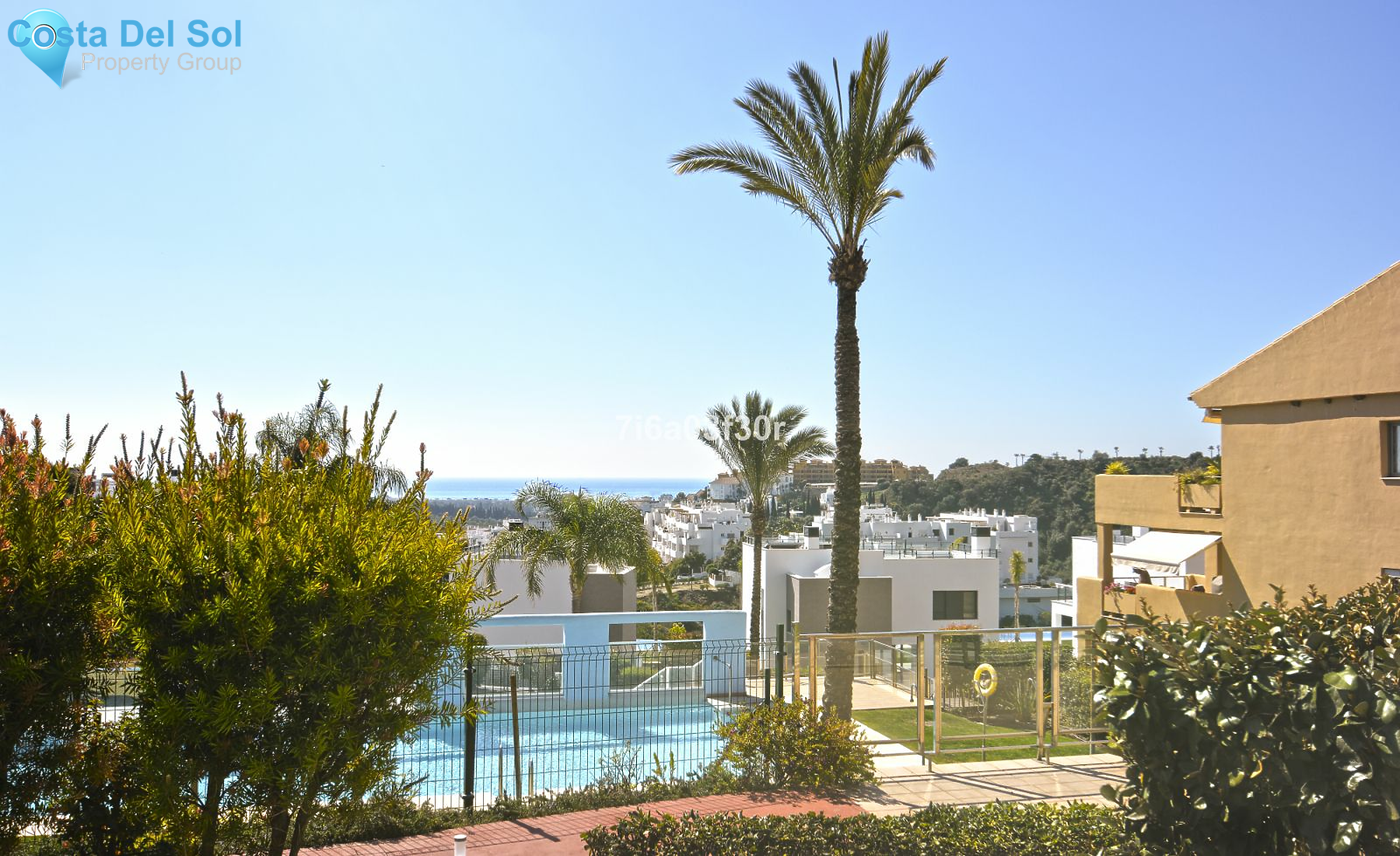 Ground Floor Apartment in Estepona-1516061