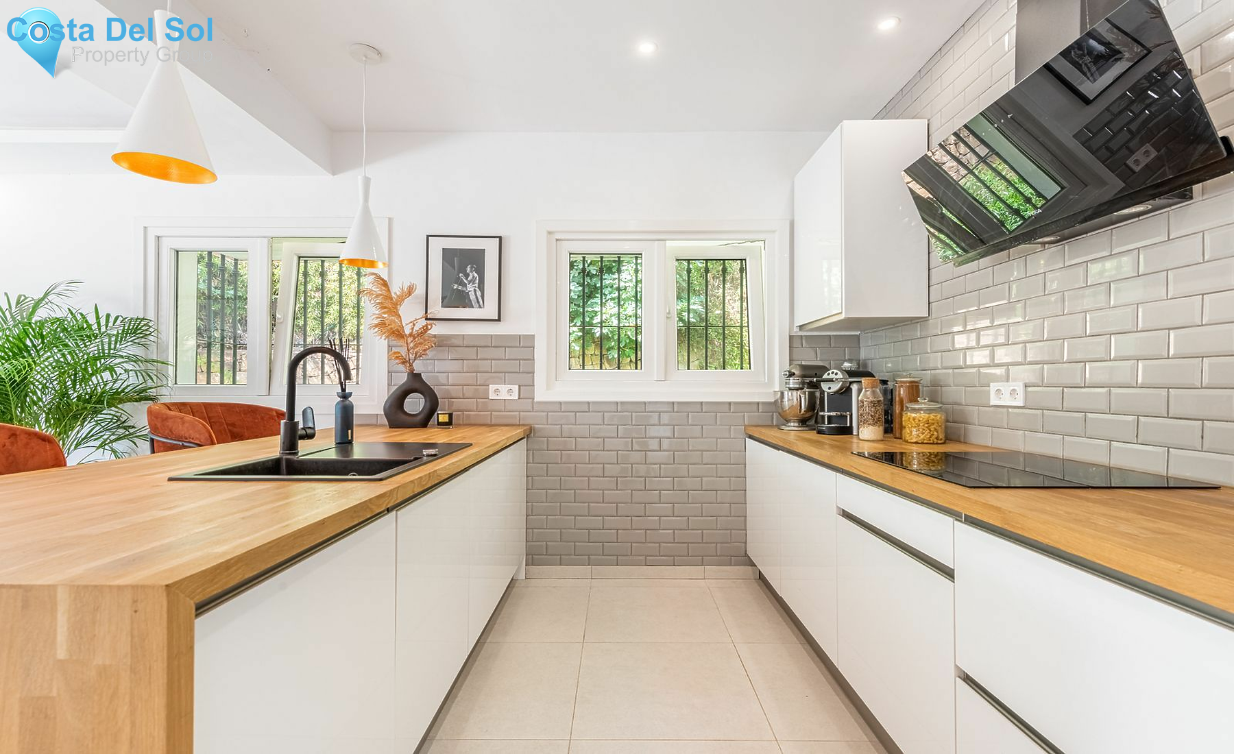 Ground Floor Apartment in New Golden Mile-1531337