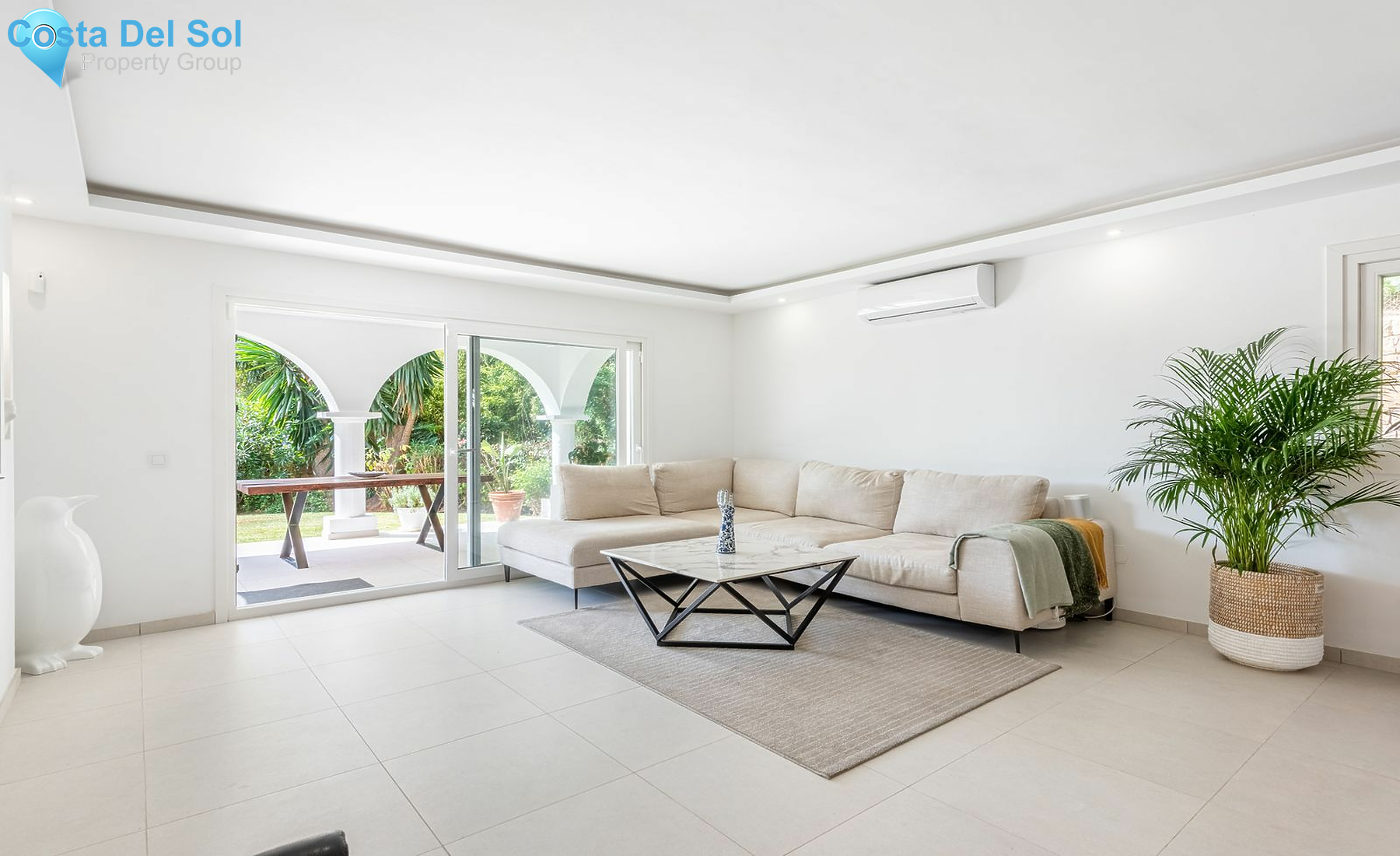 Ground Floor Apartment in New Golden Mile-1531340