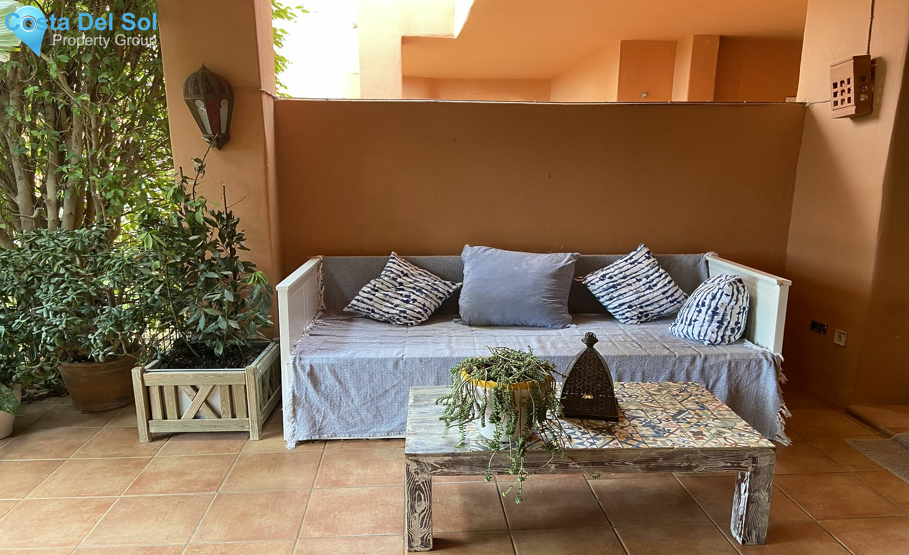 Ground Floor Apartment in New Golden Mile-1546703