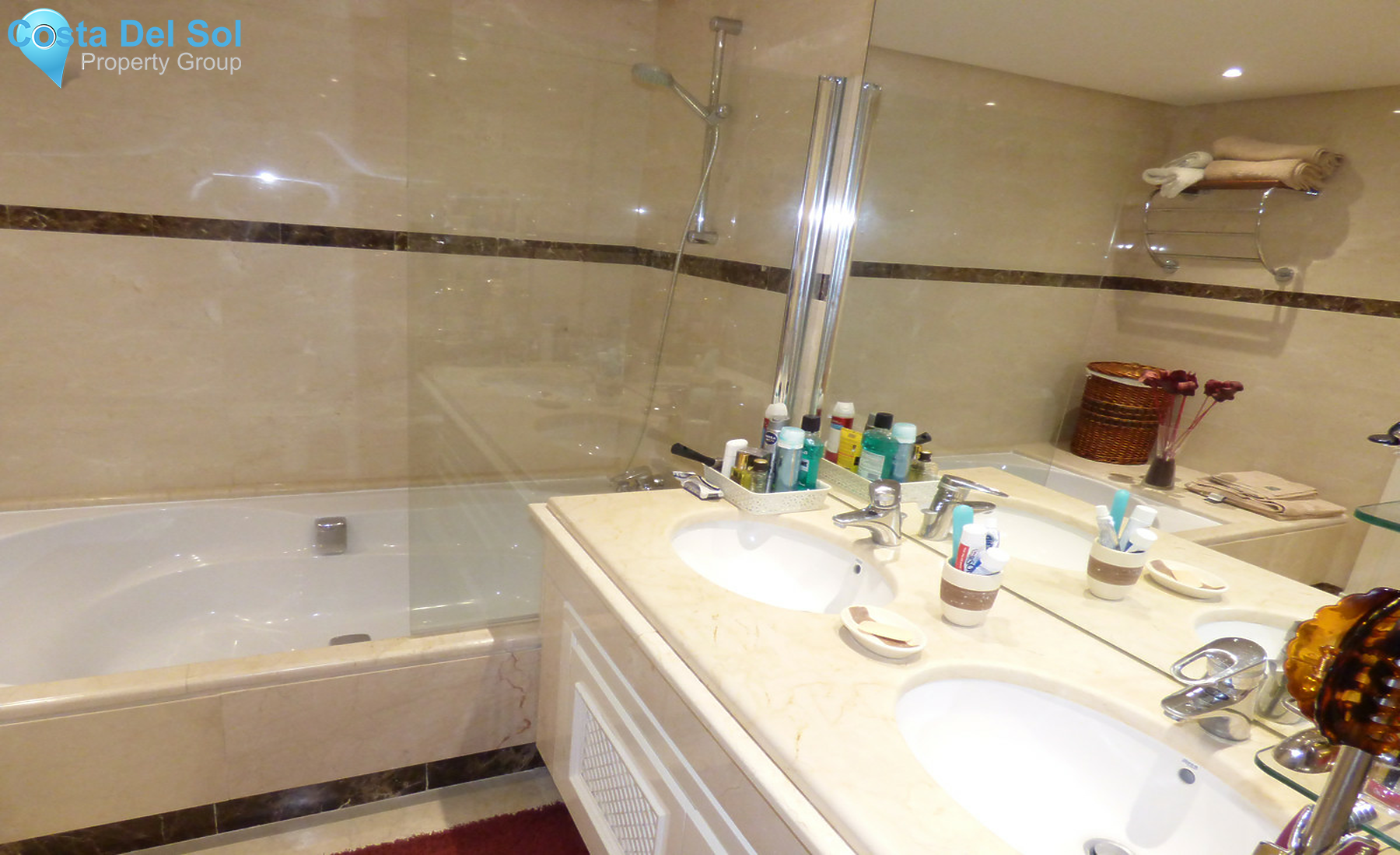 Ground Floor Apartment in Nueva Andalucía-713900