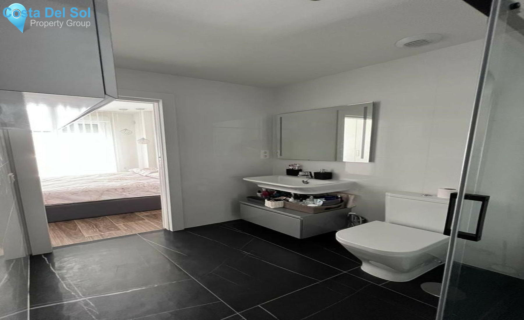 Ground Floor Apartment in Nueva Andalucía-1243168