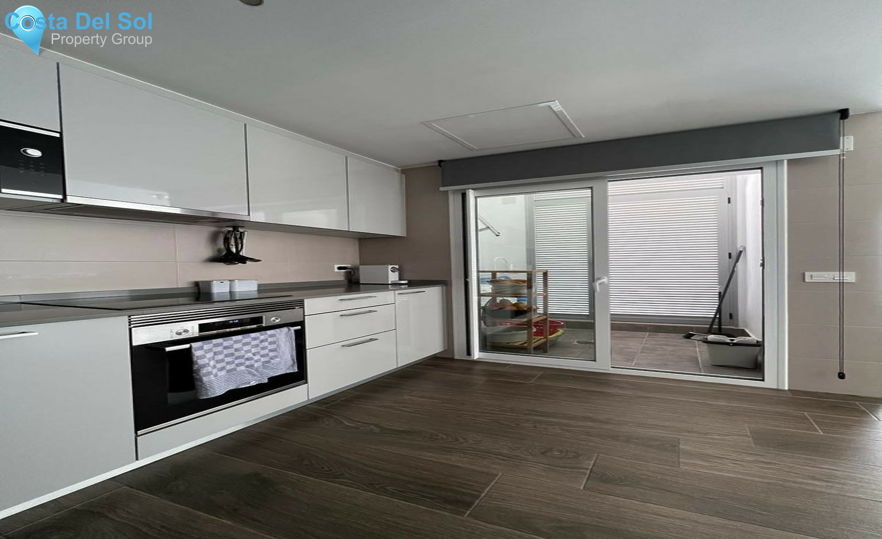 Ground Floor Apartment in Nueva Andalucía-1243161