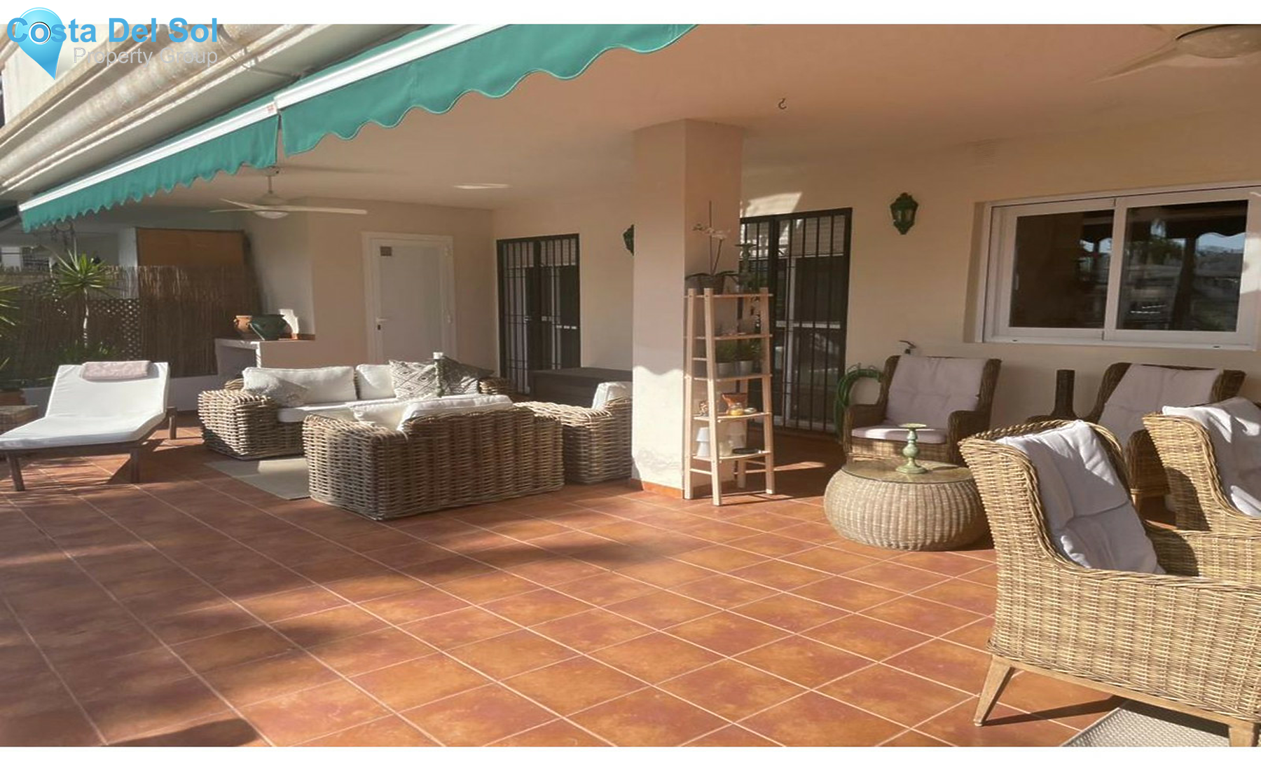 Ground Floor Apartment in Nueva Andalucía-1253675