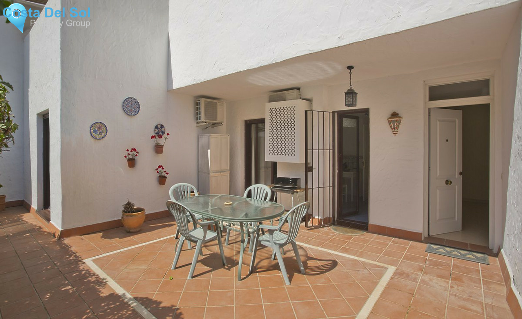 Ground Floor Apartment in Nueva Andalucía-1268839