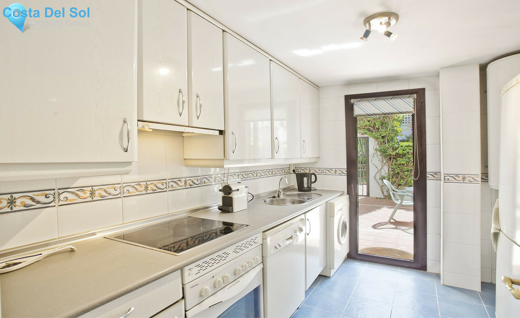 Ground Floor Apartment in Nueva Andalucía-1268841
