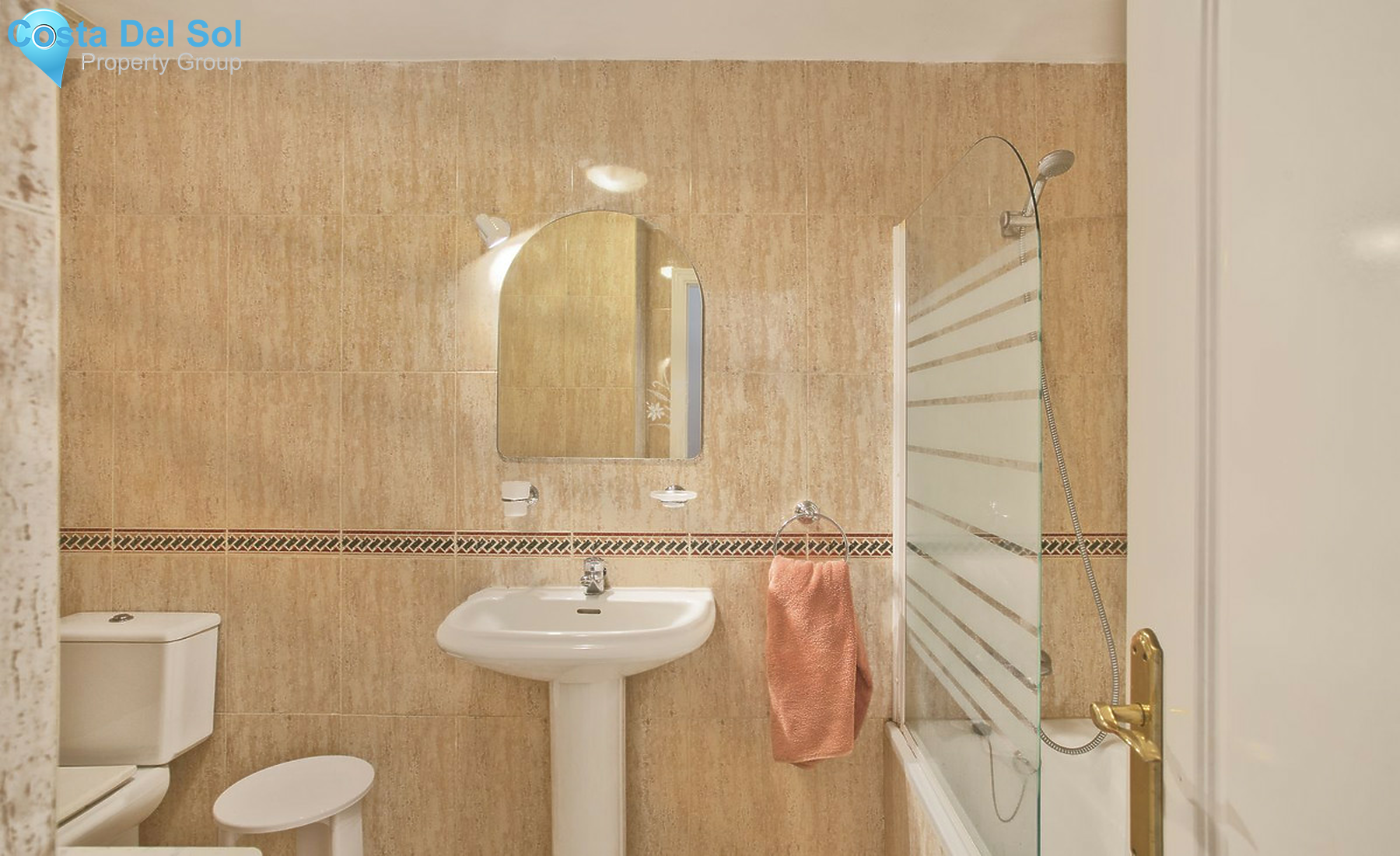 Ground Floor Apartment in Nueva Andalucía-1268845