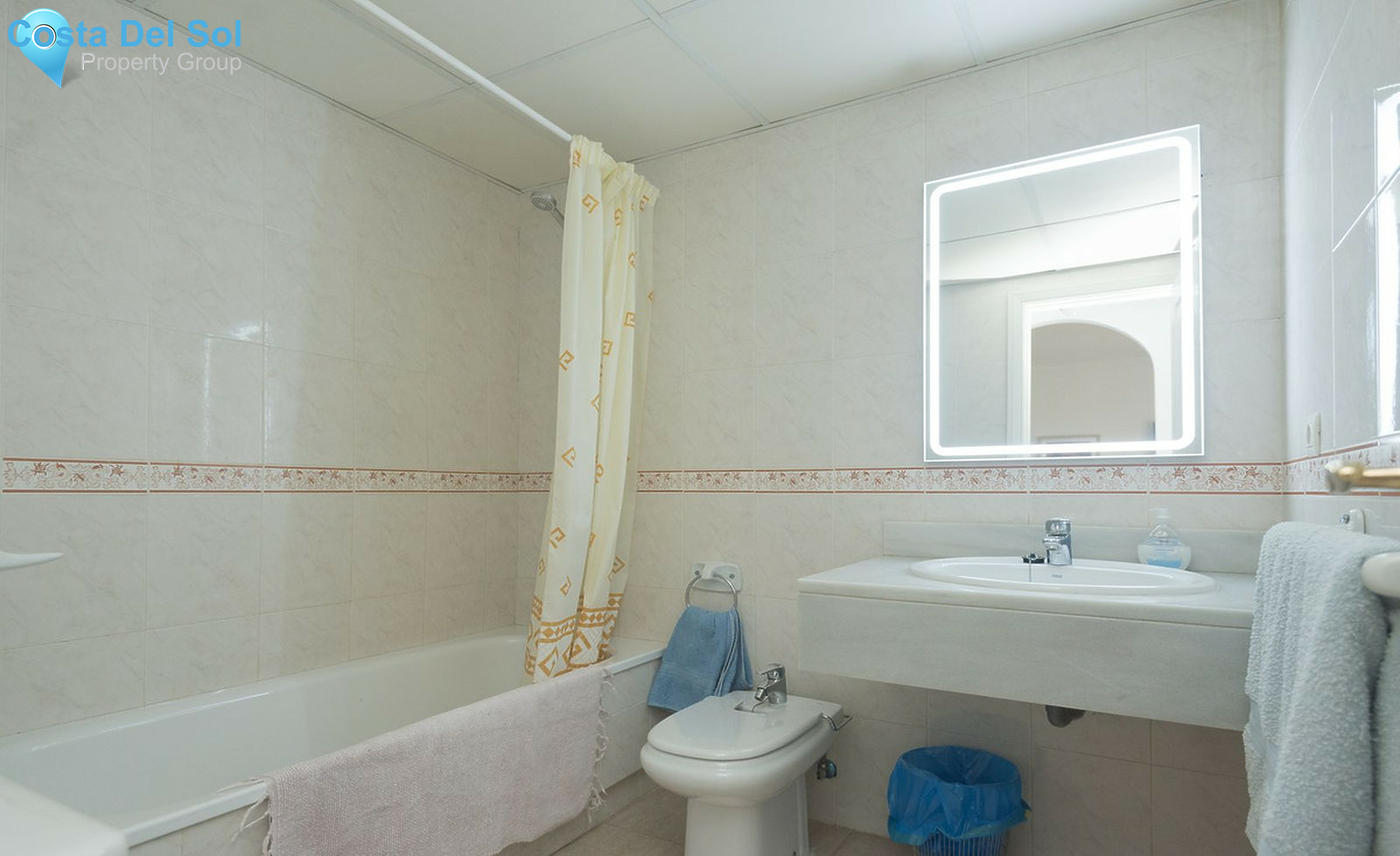 Ground Floor Apartment in Nueva Andalucía-1270406