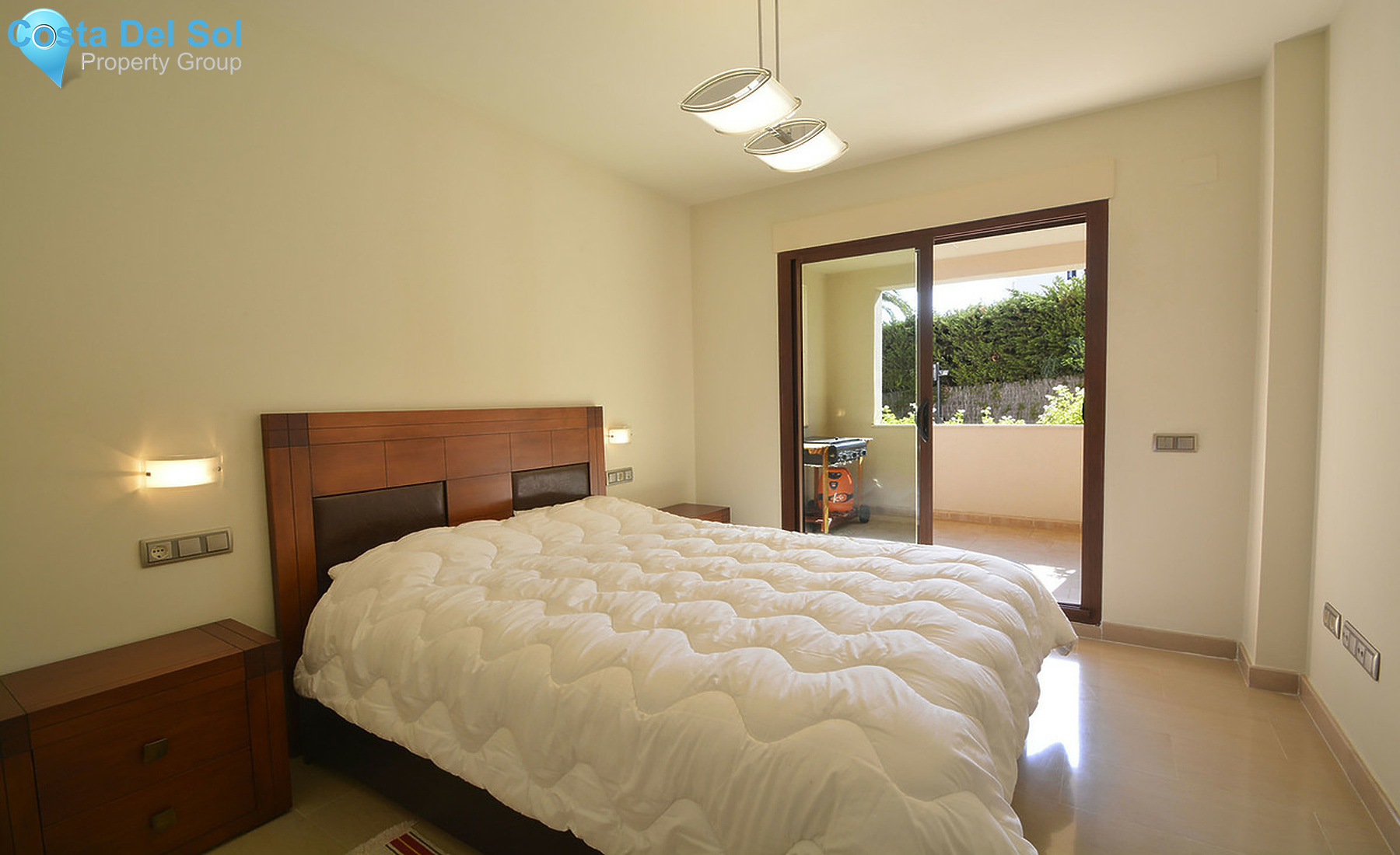 Ground Floor Apartment in Nueva Andalucía-1284318