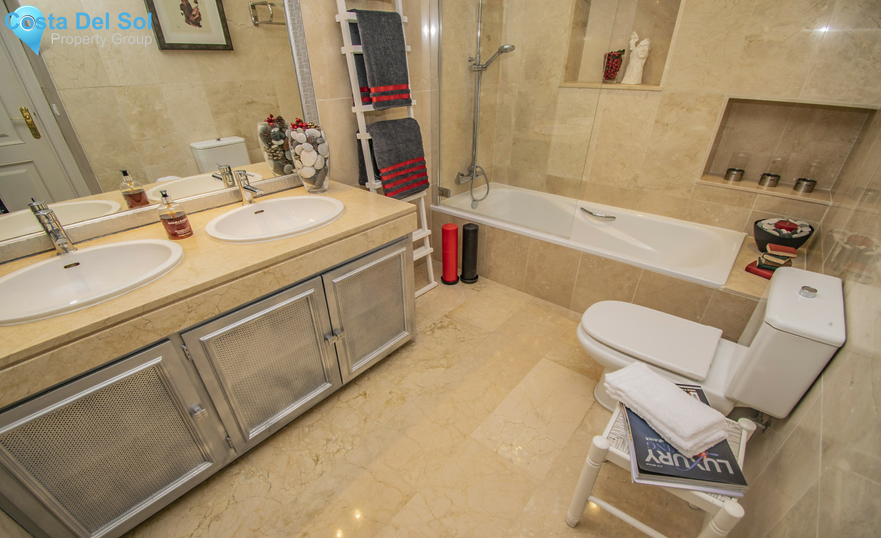 Ground Floor Apartment in Nueva Andalucía-1289060