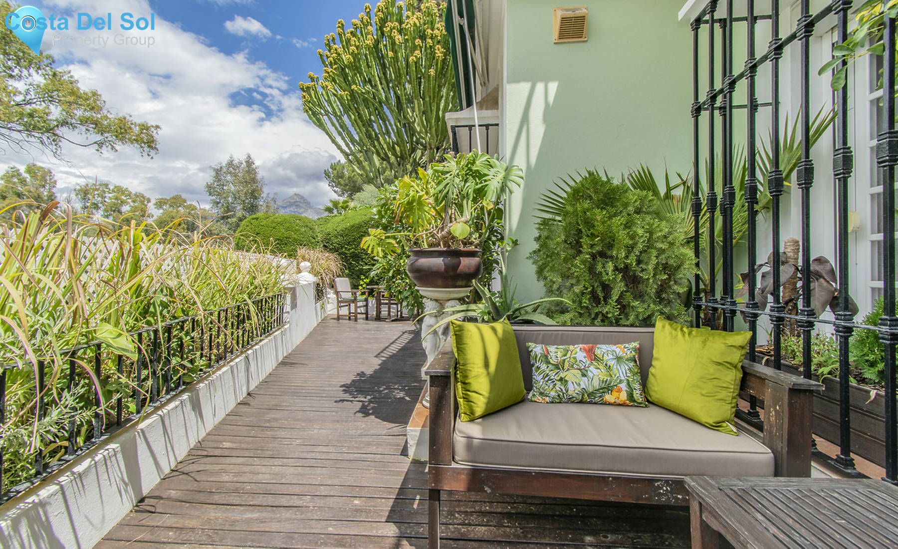 Ground Floor Apartment in Nueva Andalucía-1289056