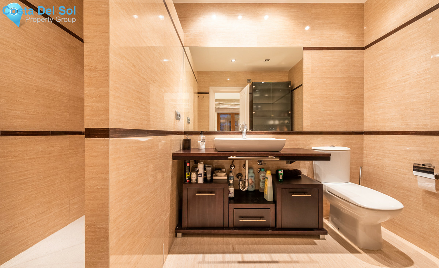 Ground Floor Apartment in Nueva Andalucía-1295642