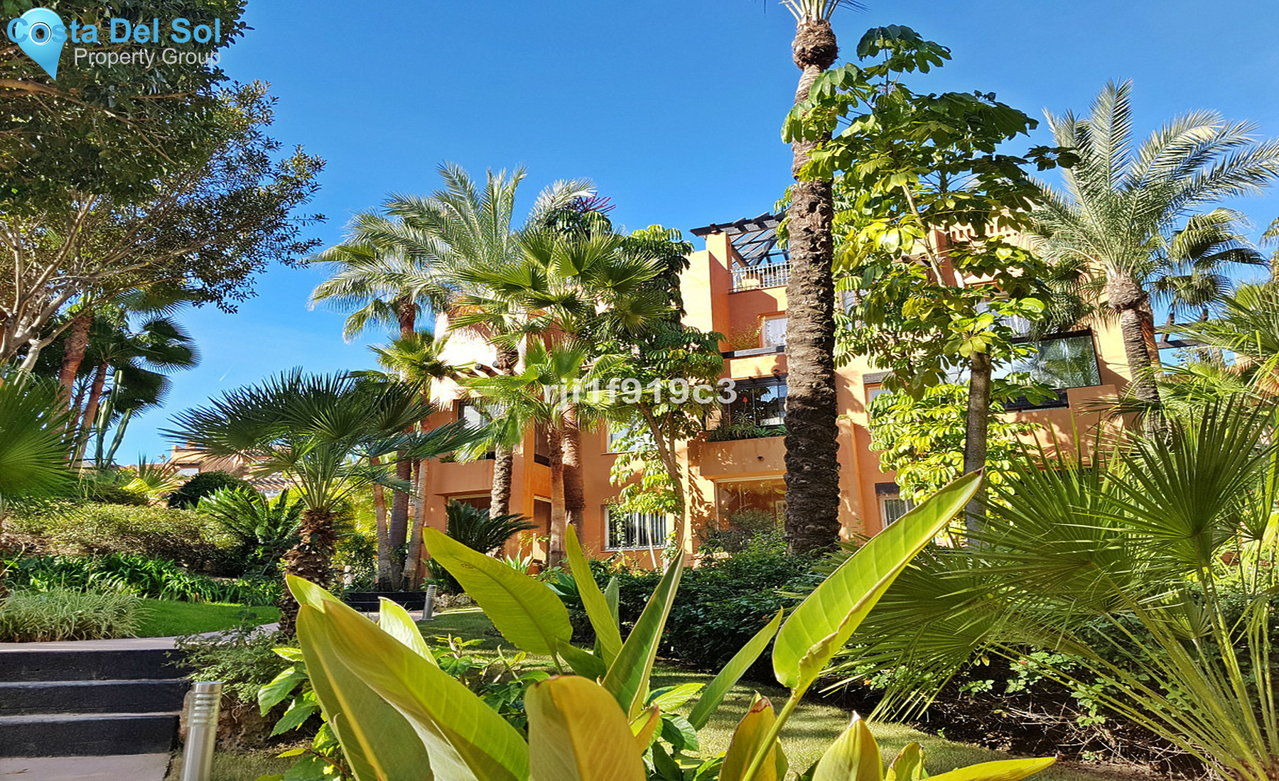Ground Floor Apartment in Nueva Andalucía-1337800