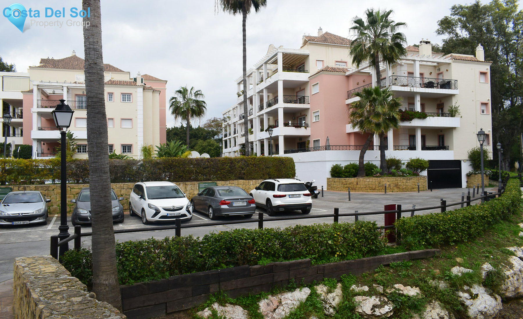 Ground Floor Apartment in Nueva Andalucía-1362383