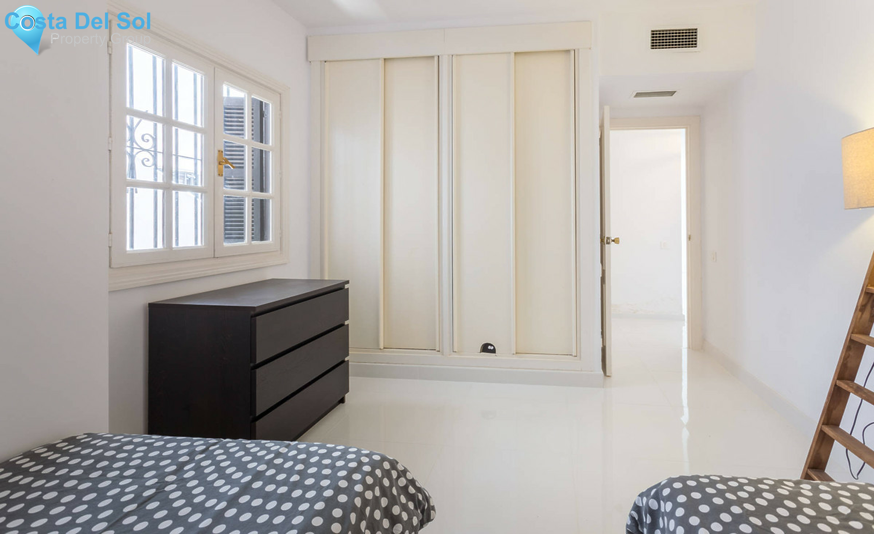 Ground Floor Apartment in Nueva Andalucía-1381860