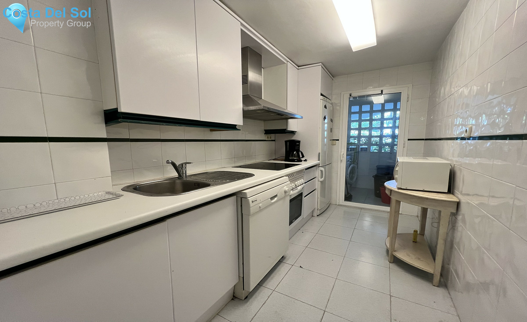 Ground Floor Apartment in Nueva Andalucía-1401332