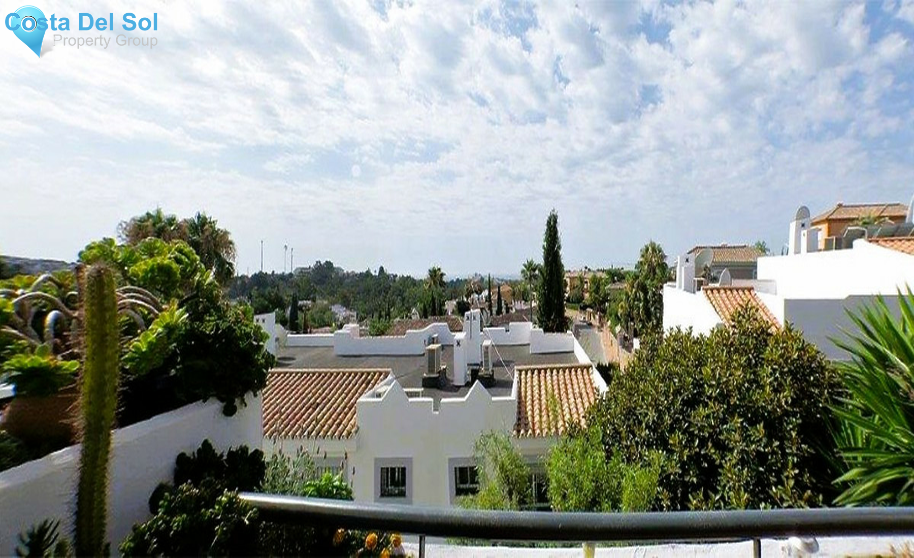 Ground Floor Apartment in Nueva Andalucía-1405695