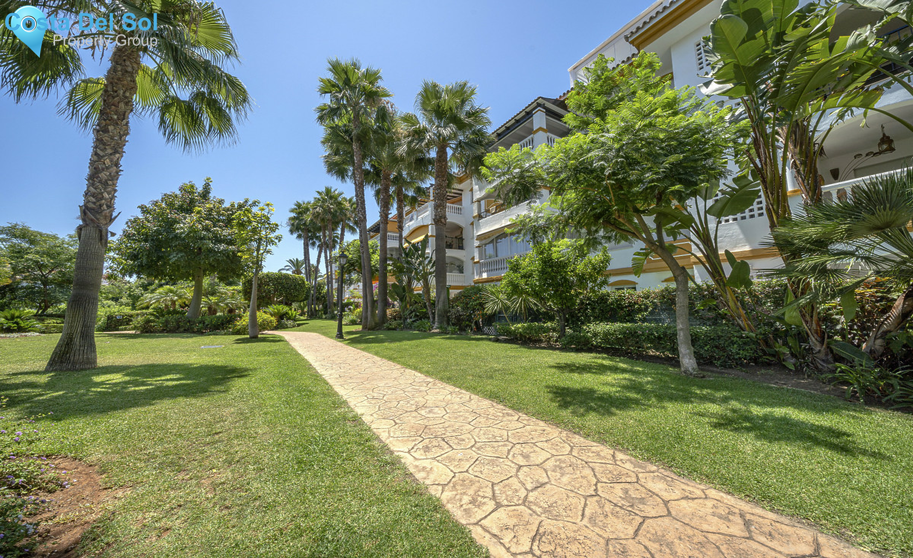 Ground Floor Apartment in Nueva Andalucía-1452140