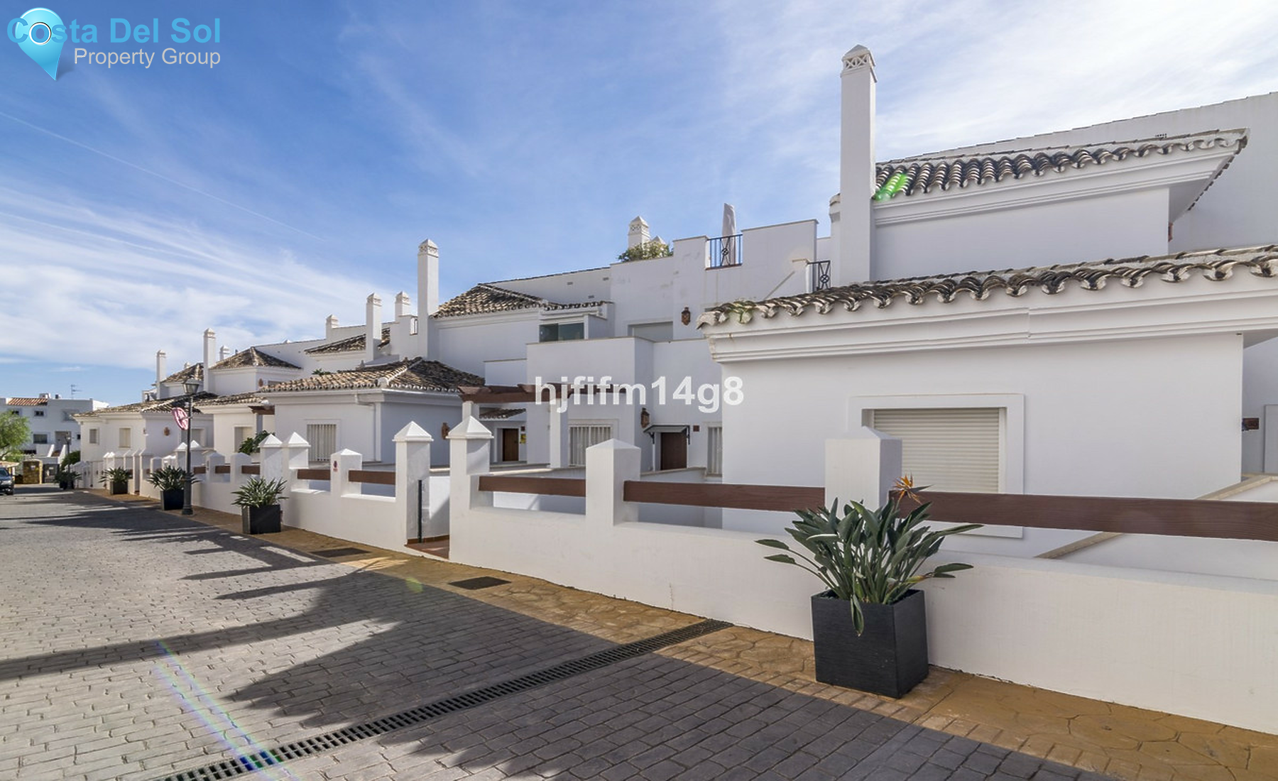 Ground Floor Apartment in Nueva Andalucía-1459319